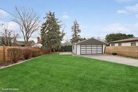 A home in Park Ridge