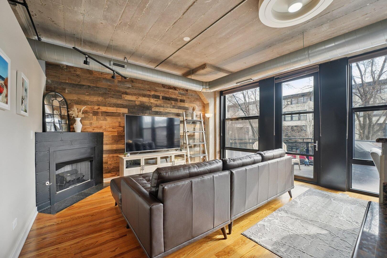 1110 W 15th Street 229