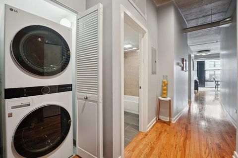 Tiny photo for 1150 W 15th Street #229, Chicago, IL 60608 (MLS # 12593240)