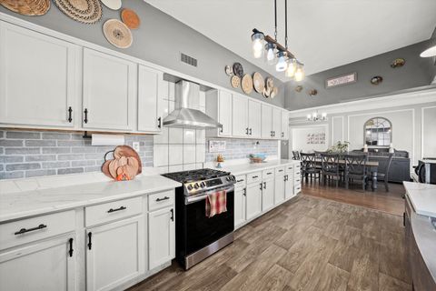 Tiny photo for 31 E 155th Street, Harvey, IL 60426 (MLS # 12509525)