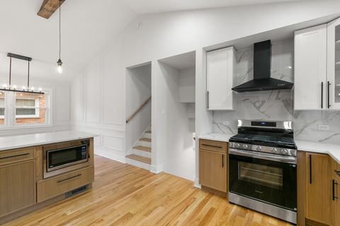 Tiny photo for 1042 W 109th Place, Chicago, IL 60643 (MLS # 12618367)