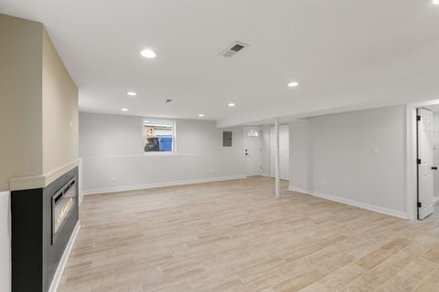 Tiny photo for 1042 W 109th Place, Chicago, IL 60643 (MLS # 12618367)