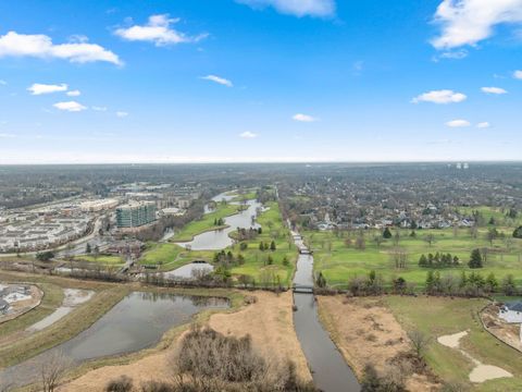 Tiny photo for 6010 2C E Lake Drive, Lisle, IL 60532 (MLS # 12607084)