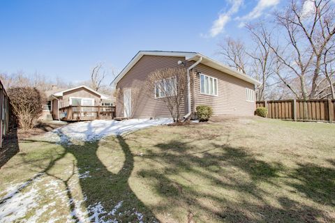 Tiny photo for 2009 Dundee Road, Northbrook, IL 60062 (MLS # 12468099)