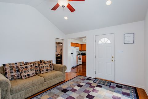 Tiny photo for 2009 Dundee Road, Northbrook, IL 60062 (MLS # 12468099)