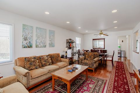 Tiny photo for 2009 Dundee Road, Northbrook, IL 60062 (MLS # 12468099)
