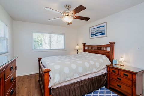 Tiny photo for 2009 Dundee Road, Northbrook, IL 60062 (MLS # 12468099)