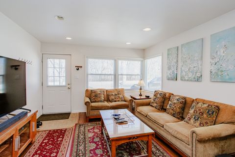 Tiny photo for 2009 Dundee Road, Northbrook, IL 60062 (MLS # 12468099)