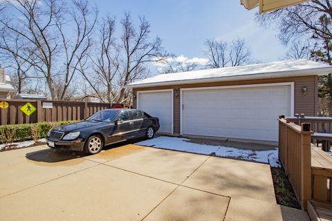 Tiny photo for 2009 Dundee Road, Northbrook, IL 60062 (MLS # 12468099)