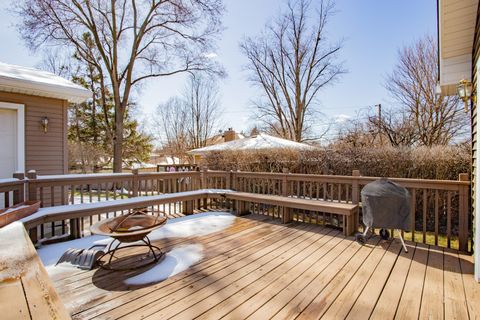 Tiny photo for 2009 Dundee Road, Northbrook, IL 60062 (MLS # 12468099)