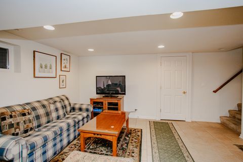 Tiny photo for 2009 Dundee Road, Northbrook, IL 60062 (MLS # 12468099)