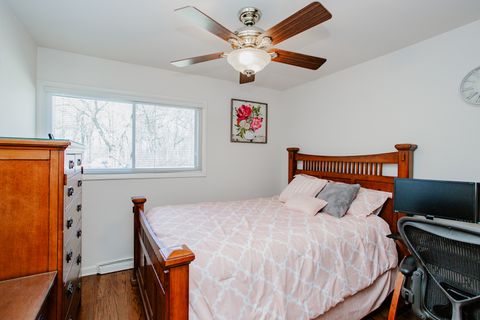 Tiny photo for 2009 Dundee Road, Northbrook, IL 60062 (MLS # 12468099)