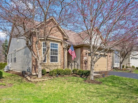 Photo of 1660 Briarheath Drive, Aurora, IL 60505 (MLS # 12602120)