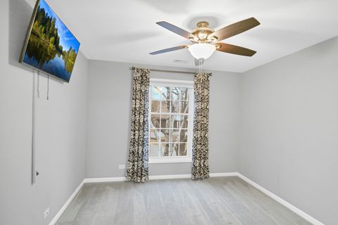 Tiny photo for 23 Glencoe Court #202-B, Naperville, IL 60565 (MLS # 12519132)