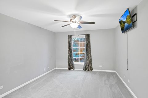 Tiny photo for 23 Glencoe Court #202-B, Naperville, IL 60565 (MLS # 12519132)