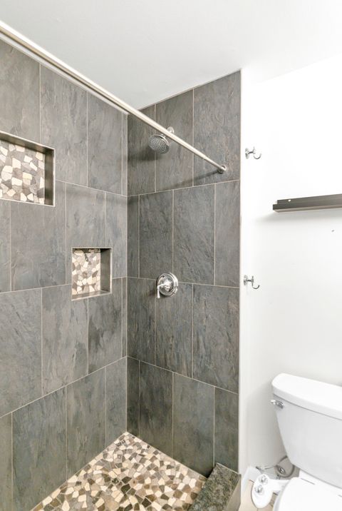 Tiny photo for 23 Glencoe Court #202-B, Naperville, IL 60565 (MLS # 12519132)