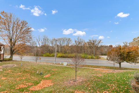 Tiny photo for 23 Glencoe Court #202-B, Naperville, IL 60565 (MLS # 12519132)