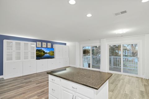 Tiny photo for 23 Glencoe Court #202-B, Naperville, IL 60565 (MLS # 12519132)