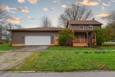 Tiny photo for 310 N 1st Street, Fairbury, IL 61739 (MLS # 12609867)