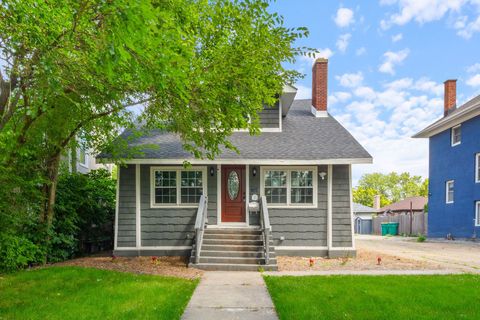 Tiny photo for 907 Glenwood Avenue, Joliet, IL 60435 (MLS # 12462960)