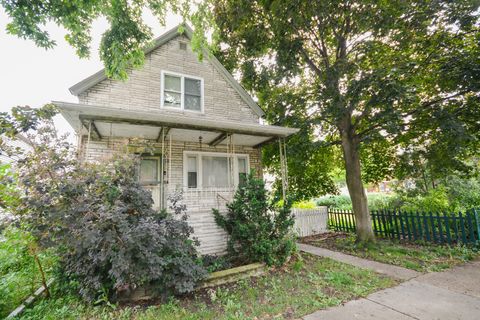 Photo of 4206 W Henderson Street, Chicago, IL 60641 (MLS # 12675380)