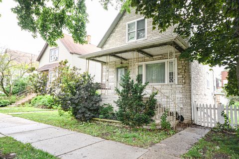 Tiny photo for 4206 W Henderson Street, Chicago, IL 60641 (MLS # 12675380)