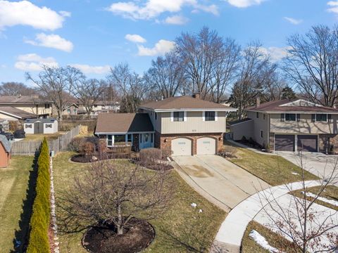 Tiny photo for 820 Sudbury Court, Schaumburg, IL 60193 (MLS # 12585838)