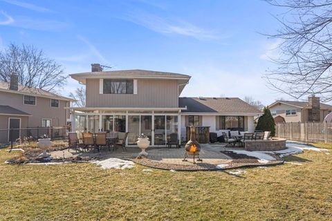Tiny photo for 820 Sudbury Court, Schaumburg, IL 60193 (MLS # 12585838)