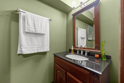 Tiny photo for 820 Sudbury Court, Schaumburg, IL 60193 (MLS # 12585838)