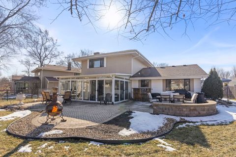 Tiny photo for 820 Sudbury Court, Schaumburg, IL 60193 (MLS # 12585838)