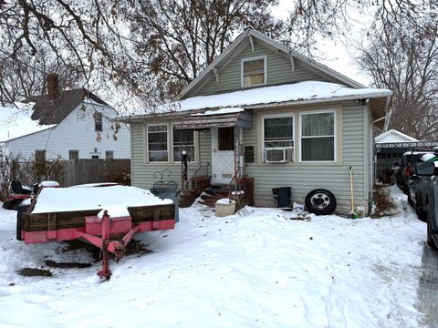 Photo of 1611 W 3rd Street, Dixon, IL 61021 (MLS # 12527768)