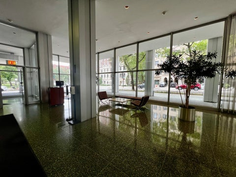 Tiny photo for 2400 N Lakeview Avenue #1007, Chicago, IL 60614 (MLS # 12790382)