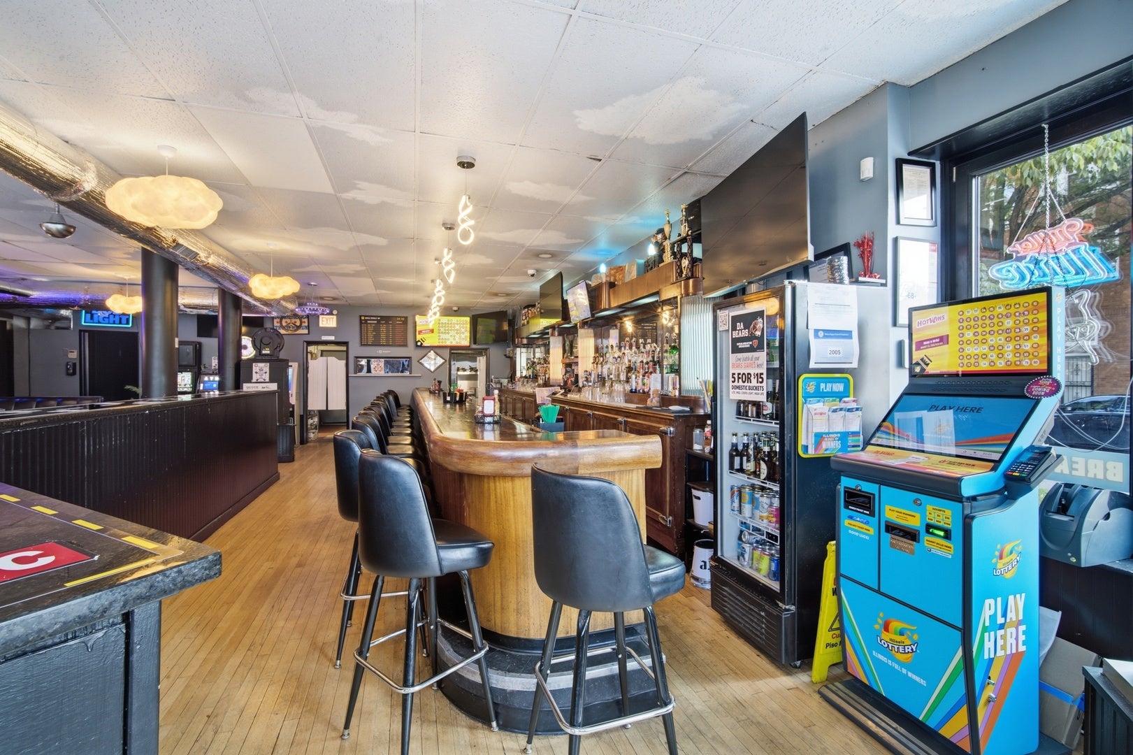 5134 W Irving Park Road