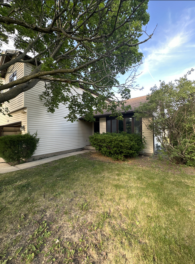 983 Valleyview Drive