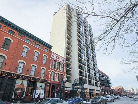 1212 N WELLS Street 502 Chicago IL 60610