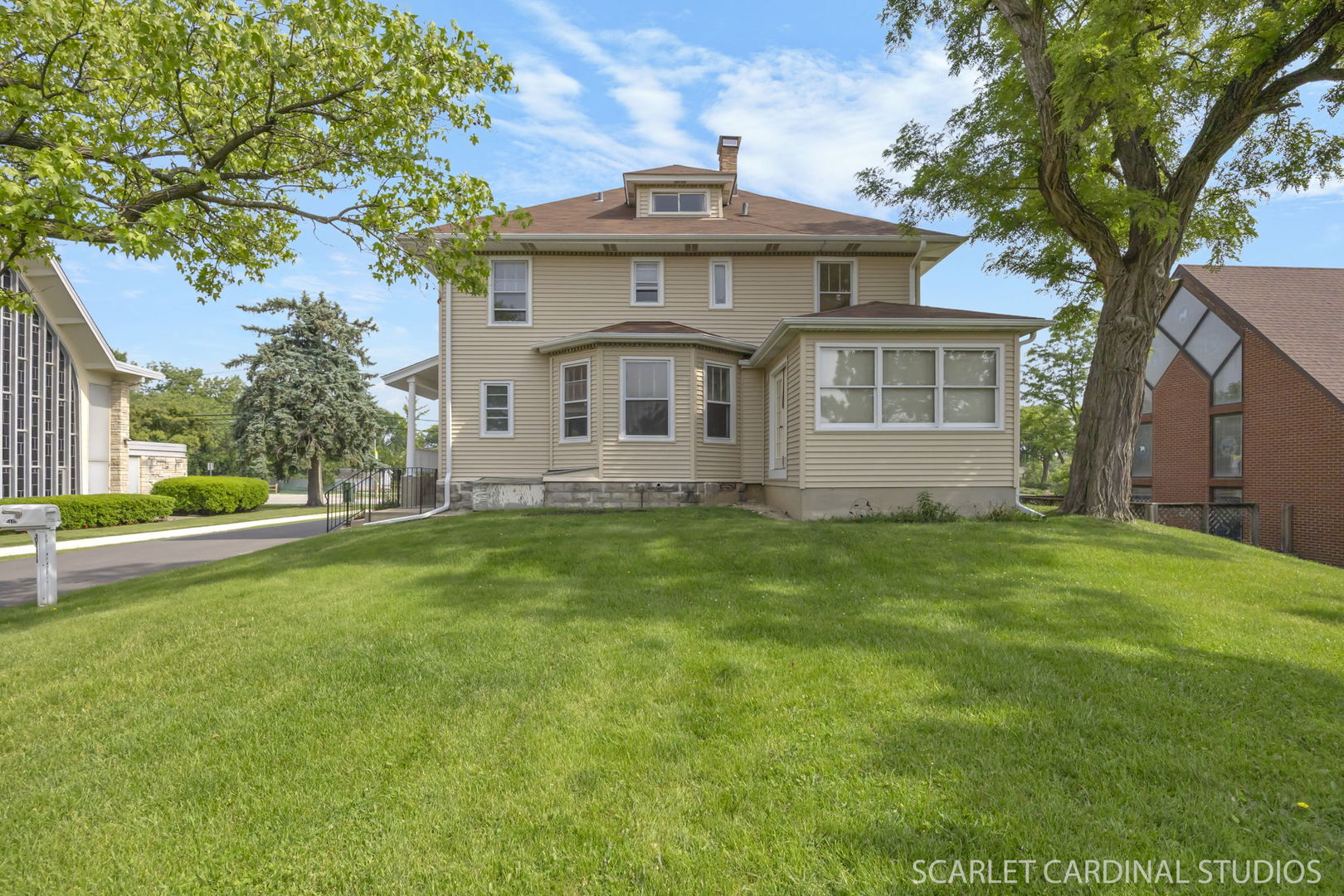 115 W Maple Street