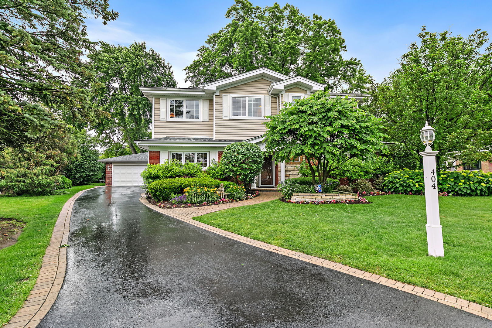 404 Sunset Drive