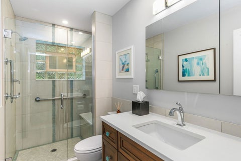 Tiny photo for 404 Sunset Drive, Wilmette, IL 60091 (MLS # 12640868)