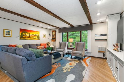 Tiny photo for 404 Sunset Drive, Wilmette, IL 60091 (MLS # 12640868)