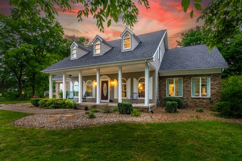 Tiny photo for 205 Blackhawk Drive, Carbondale, IL 62901 (MLS # 12777473)