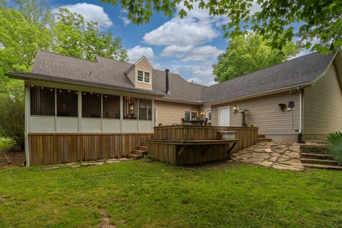 Tiny photo for 205 Blackhawk Drive, Carbondale, IL 62901 (MLS # 12777473)