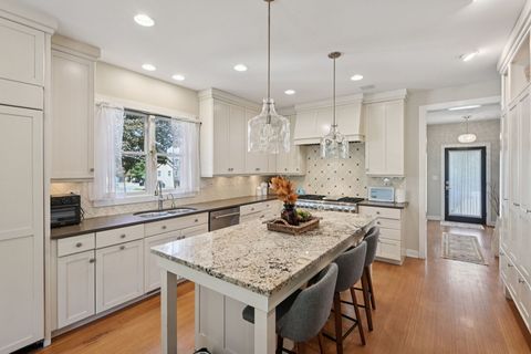 Tiny photo for 108 S River Lane, Geneva, IL 60134 (MLS # 12457151)