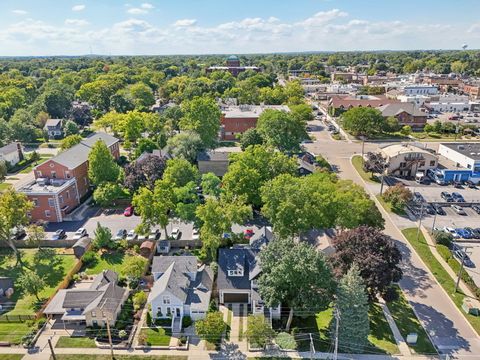 Tiny photo for 108 S River Lane, Geneva, IL 60134 (MLS # 12457151)
