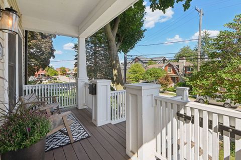 Tiny photo for 108 S River Lane, Geneva, IL 60134 (MLS # 12457151)