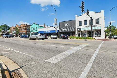 Tiny photo for 108 S River Lane, Geneva, IL 60134 (MLS # 12457151)