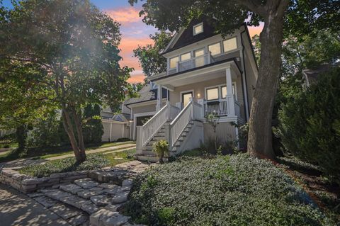 Photo of 108 S River Lane, Geneva, IL 60134 (MLS # 12457151)