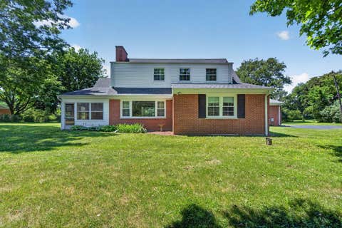 Tiny photo for 125 Grace Lane, Barrington, IL 60010 (MLS # 12698899)