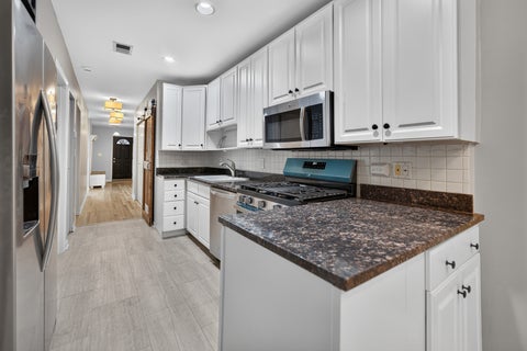 Tiny photo for 1629 N Clybourn Avenue #G, Chicago, IL 60614 (MLS # 12733970)