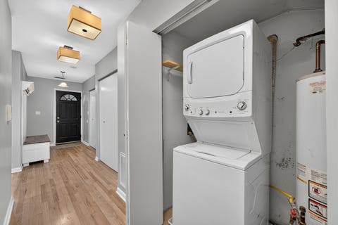 Tiny photo for 1629 N Clybourn Avenue #G, Chicago, IL 60614 (MLS # 12733970)