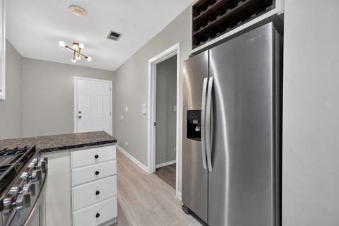 Tiny photo for 1629 N Clybourn Avenue #G, Chicago, IL 60614 (MLS # 12733970)